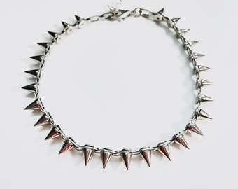 Silber Spike Choker Halskette / Spike Halskette / Spikes auf einzigartige Kette