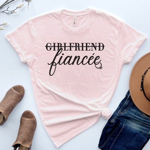 Girlfriend Fiancee SVG, Ring, Wedding Party, Verlobte Svg, Braut Svg, Cricut Dateien SVG, Digital Design, Sofort Download