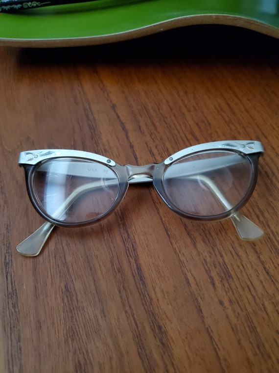 Vintage eye glasses/vintage frames/Vintage Cat Eye