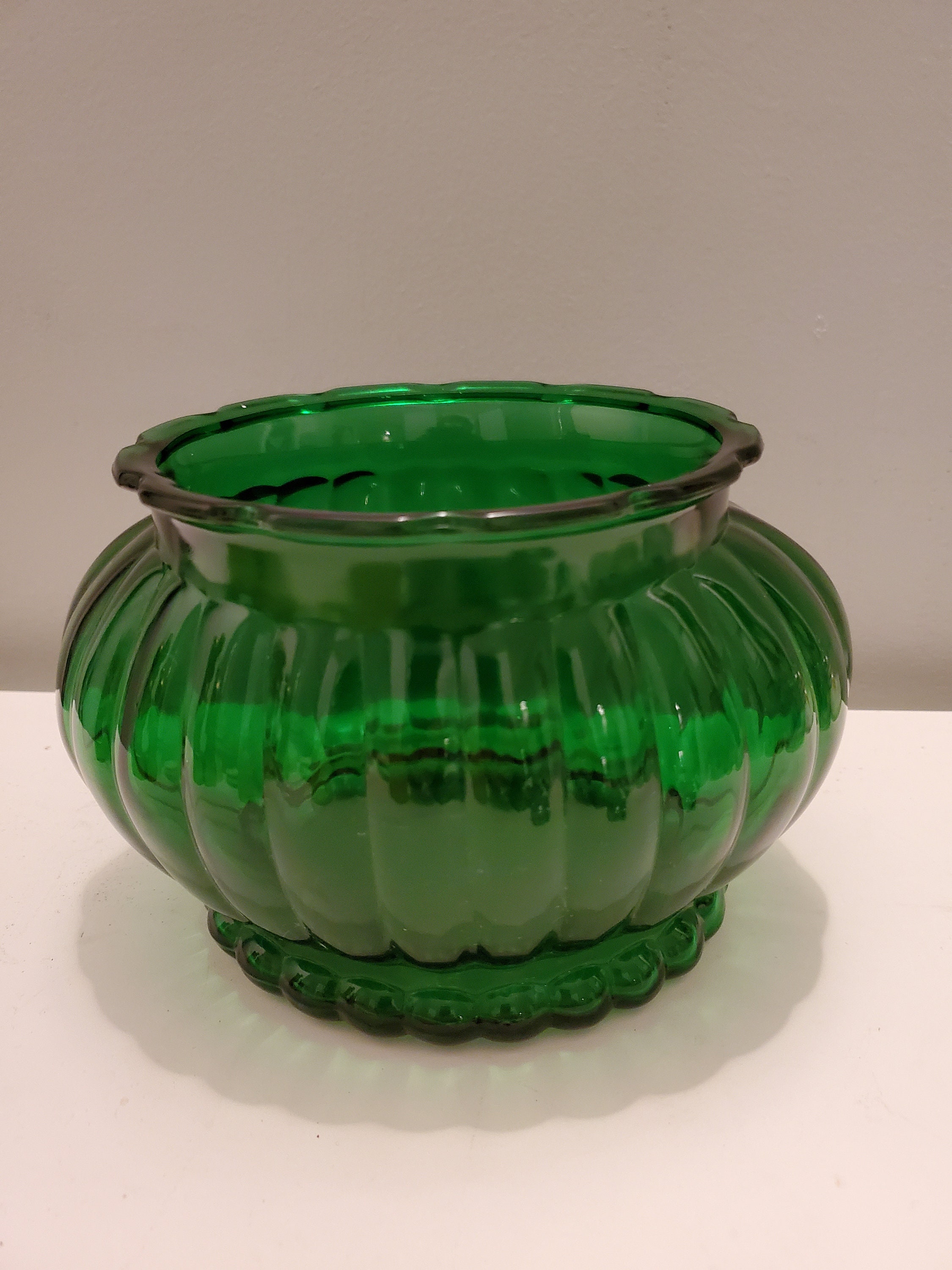 Deep green glass/Vintage A.L.R Co. Emerald Green/Ribbed Glass Etsy