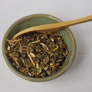 Rise & Energize Green Tea Guayusa Ashwagandha Root Holy Basil Gotu Kola Leaf Licorice Root Herbal Tea image 2