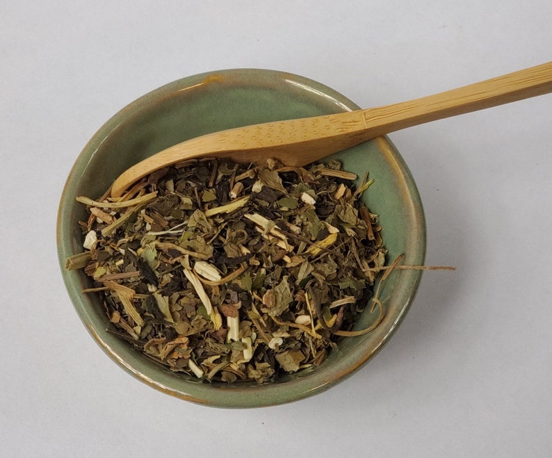 Rise & Energize Green Tea Guayusa Ashwagandha Root Holy Basil Gotu Kola Leaf Licorice Root Herbal Tea image 2