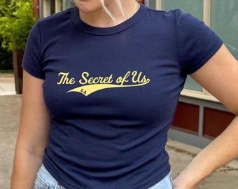 Gracie Abrams The Secret of Us Baby Tee T-shirt, Y2K Crop Top, 90s Fitted Shirt, Trendy Tee, Coquette Aesthetic, Pinterest Aesthetic Top