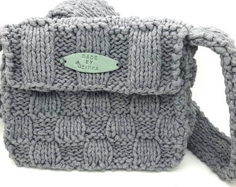 Handmade Knitted Shoulder bag/ Crossbody purse/ Made to order