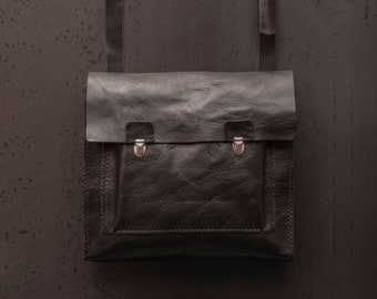 Vintage Handmade Italian Leather Shoulder bag , Minimal purse , Full grain Italian leather shoulder bag , Handmade in Italy