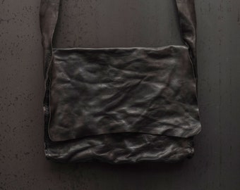 Limited Edition Handmade Italian Leather Shoulder bag Minimal bag,Leather bag, Full grain Italian leather shoulder bag , crossbody