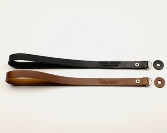 Leather wrist strap. Handmade in Italy with Tuscany Vegetable Tanned Leather.