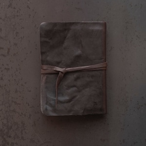 Taccuino スケッチブック con copertina in pelle nera、レザー ジャーナル ハンドメイド、スケッチブック、ノートブック、Diario di viaggio、Cucito a mano in Italia
