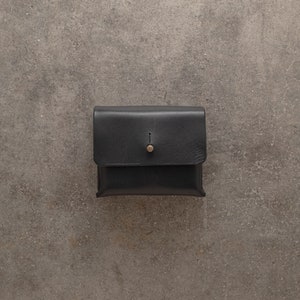 Funda de cuero para película de 120/35 mm, con capacidad para 3 rollos, cosida completamente a mano. Portapelículas, Estuche de cuero para película. Hecho a mano en Italia.