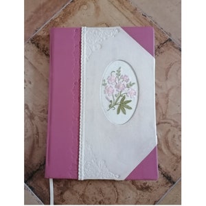Handmade antiqued Practical MAGIC Book of shadows genuine leather scrapbooking girl notebook Secret Diary aged pages hardcover bookmark