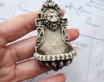 Melody Jane Dollhouse Victorian Lion Wall Fountain | 1:12 Scale Miniature Garden Decoration | Resin Model - View #10