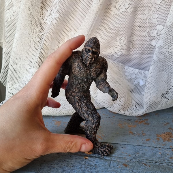 Miniature 13 cm Bigfoot Sasquatch for Dollhouse, diorama, book nook, etc. Size approx 13cm