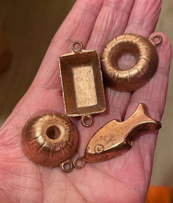Copper backing molds set of 4 vintage Shackman