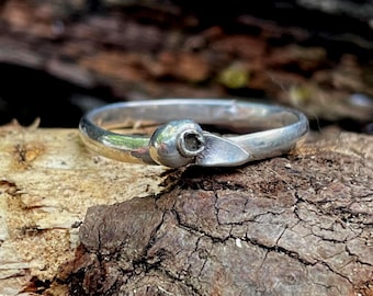 Tiny Sterling Silver Blueberry & Leaf Ring – Handmade Delicate Botanical Jewelry