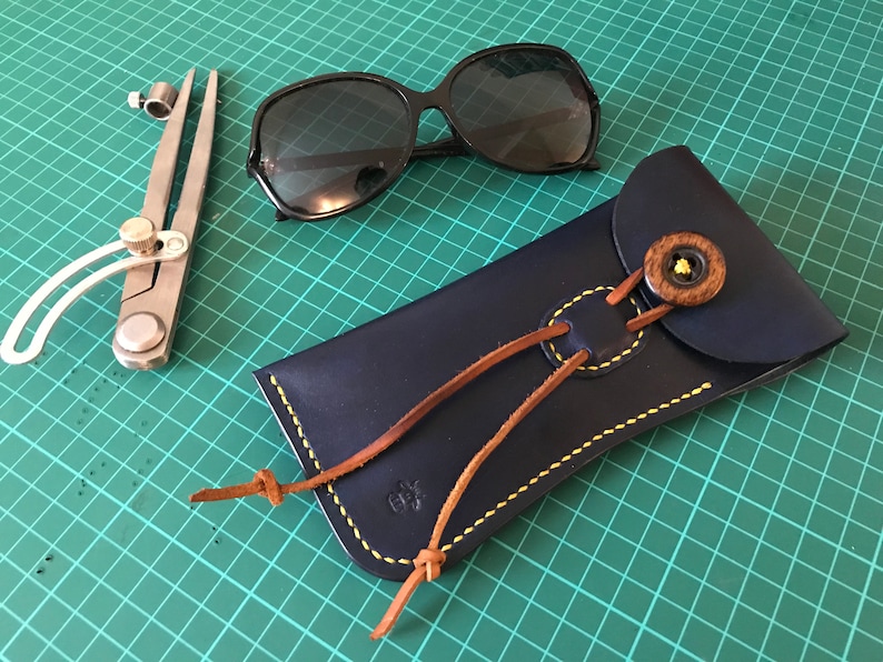 Leather Glasses Case pattern PDF