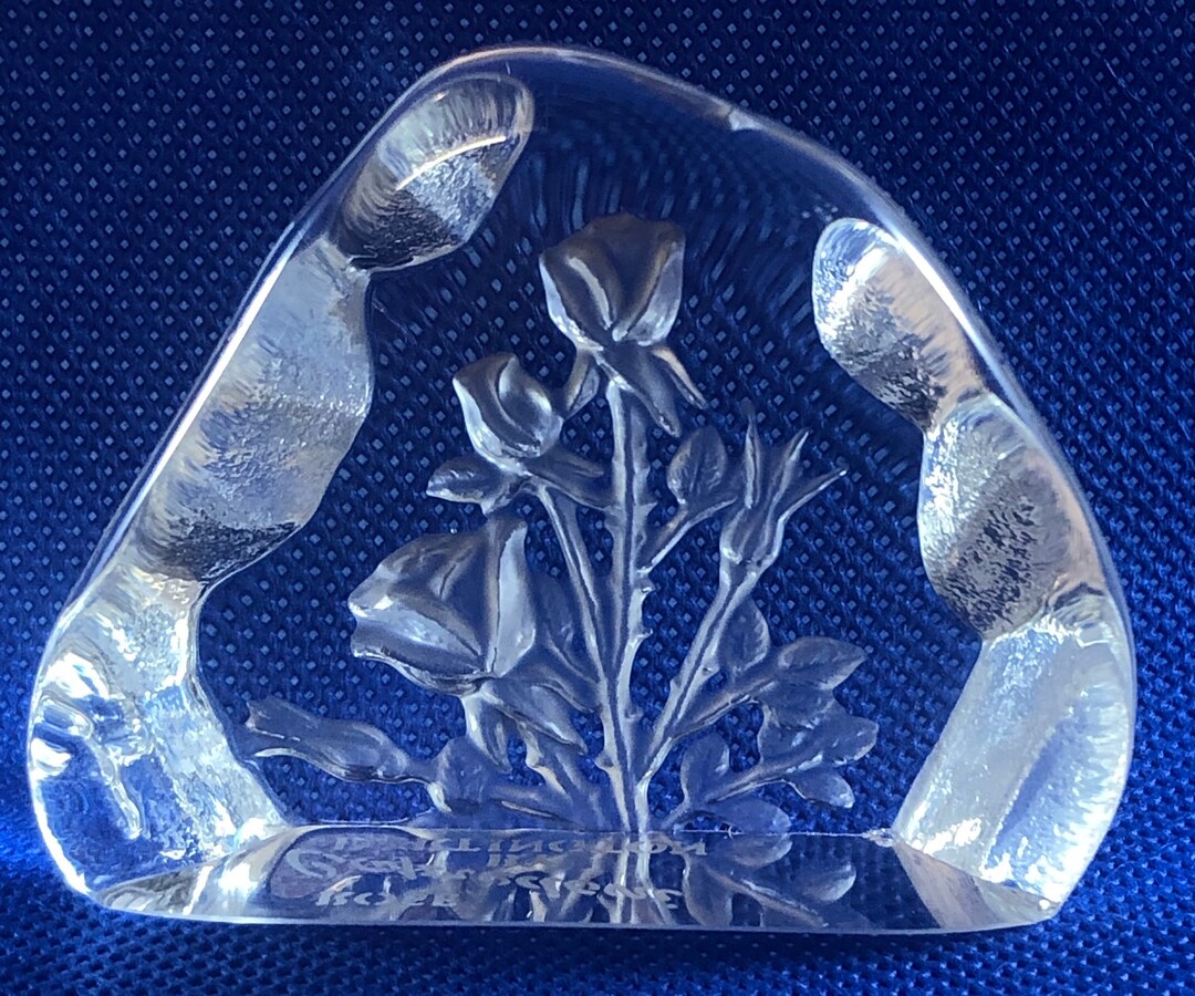 Glass Paperweight of Roses Capredoni Made by Dartington. Vintage C1980