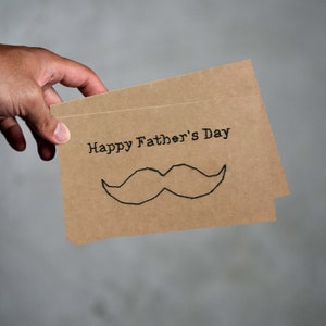 Bonne fête des pères Moustache Card tissée à la main Vierge Papeterie Note