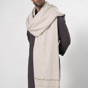 Handmade Winter Swati Shawls Lightweight Pure Wool Dhusa Shawl, Afghan Patu in ash grey and rustic green color Men Winter Pakistani shawl