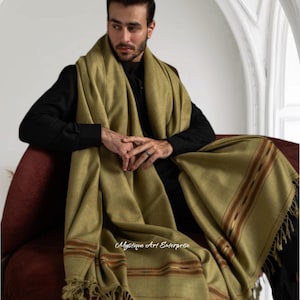 Premium Handmade Pure Wool Shawl Swati Kashgari Dhussa Shawl, Afgani Patu, olive color, Light weight Men&#39;s Winter Wool shawl Chitrali Pakol