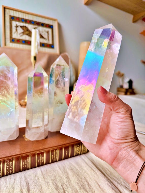 Cristal de roche Aura – Grandes Pointes polies irisées