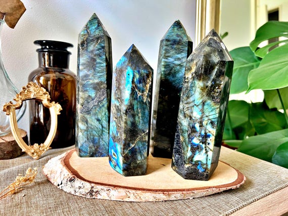 Pointes Géantes de Labradorites du Brésil