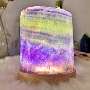 Lampe de fluorite naturelle d'excellente qualité pour la lithothérapie et le feng shui image 10