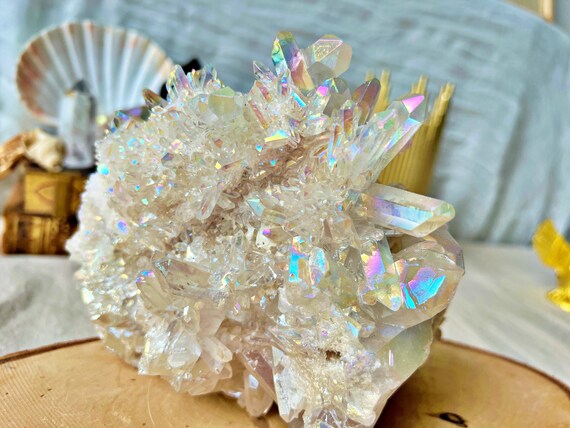 Amas de Cristal de Roche Aura (Platine) – Pointes sur deux faces