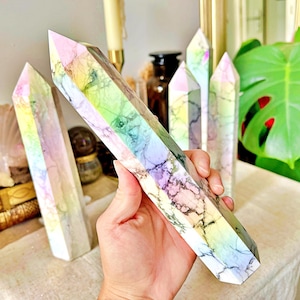 Massive Pointe d’Howlite Aura – 23 à 25 cm