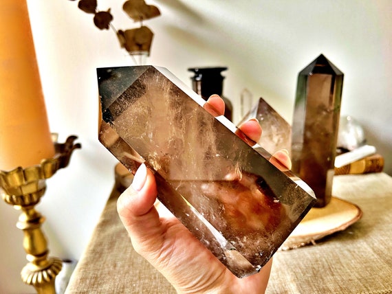 Pointes Massives de Quartz Fumé Naturel