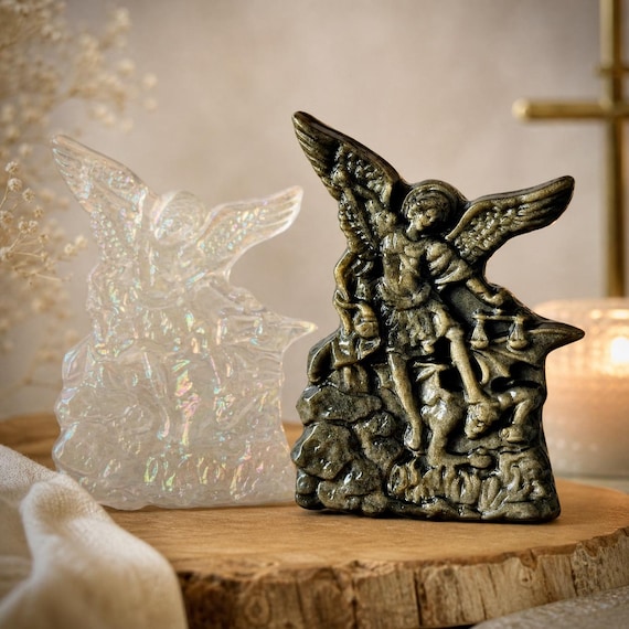 Saint Michel Archange terrassant le dragon – Cristal de roche aura, Obsidienne Dorée