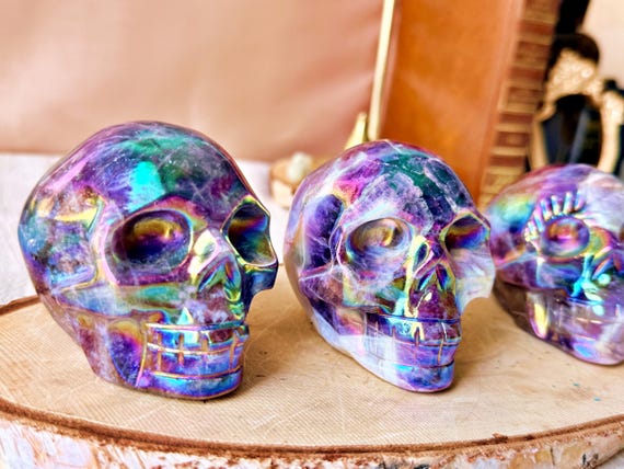 Crâne en Améthyste Chevron Aura –  Taille L Pièce unique au choix