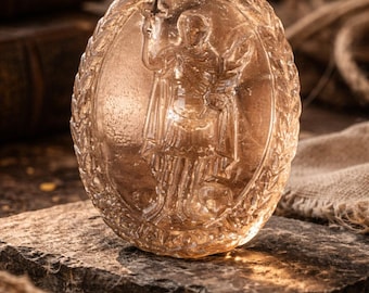 Précommande: Saint Expédit en cuarzo fumé Aura – escultura 6 cm – pieza inspirada en medalla