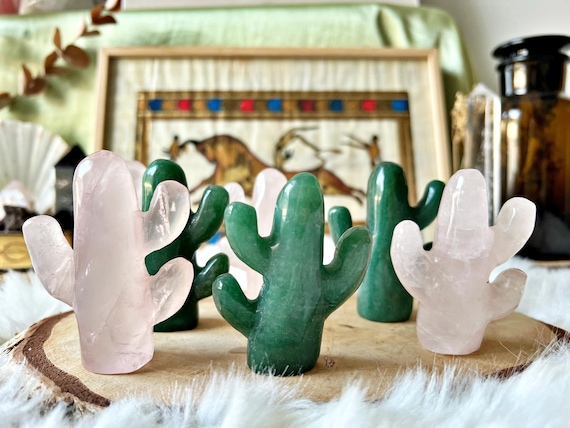 Cactus Sculptés en Aventurine, Quartz Rose et Quartz Feu - 7 cm