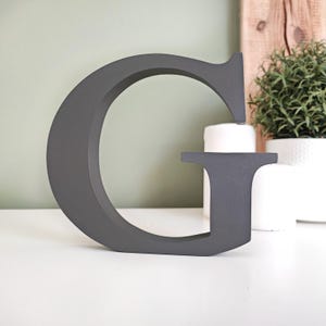 Letra de nombre personalizable, decoración de letras iniciales de madera independiente para estante, iniciales decorativas de mesa, regalo de cumpleaños personal