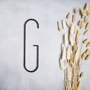 Letras grandes de madera para pared, decoración moderna de mediados de siglo, elegante fondo de boda, letra de madera, colgante de pared, monograma personalizado, G negra