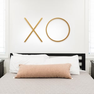 Conjunto XO de duas letras de madeira para parede acima da cama - cores e tamanhos personalizados, decoração de quarto de adolescente, presente personalizado feito à mão