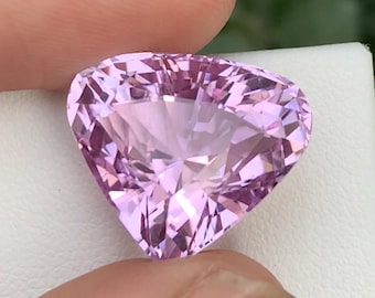 Naturlig rosa kunzit päronslipad | Elegant fasetterad lös ädelsten för smycken 20,15 ct