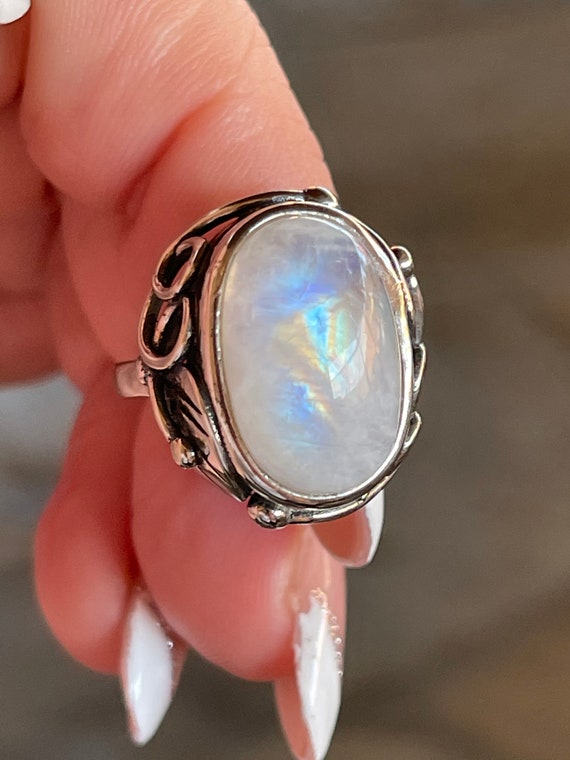 Rainbow Moonstone Ring // Gold Moonstone Ring // Oval Moonstone Ring //  Moonstone Stacking Ring // 14K Gold Filled Moonstone Ring - Etsy