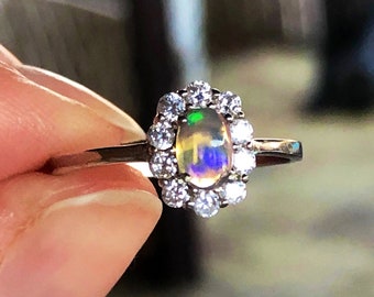 Natural Fire Opal Rings in White Gold Engagement/Anniversary Rings