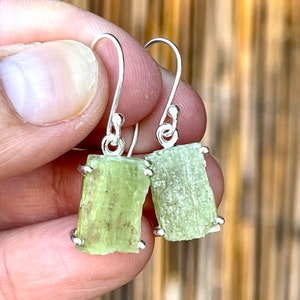 Druppel, oorbellen, groen, kyaniet, van 925 sterlingzilver