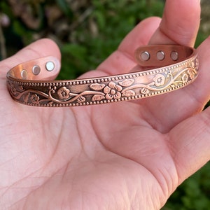 Vintage, Bracciale in rame, Bracciale floreale in rame - Italia
