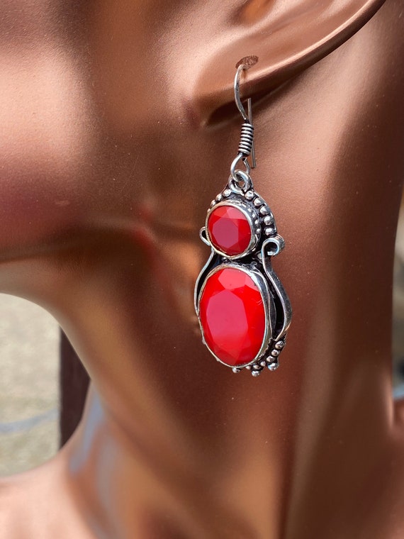 Orecchini A Goccia SOFEA In Argento Sterling Con Smalto Rosso Corallo - Finitura Lucida, Gioiello Elegante Per Donna