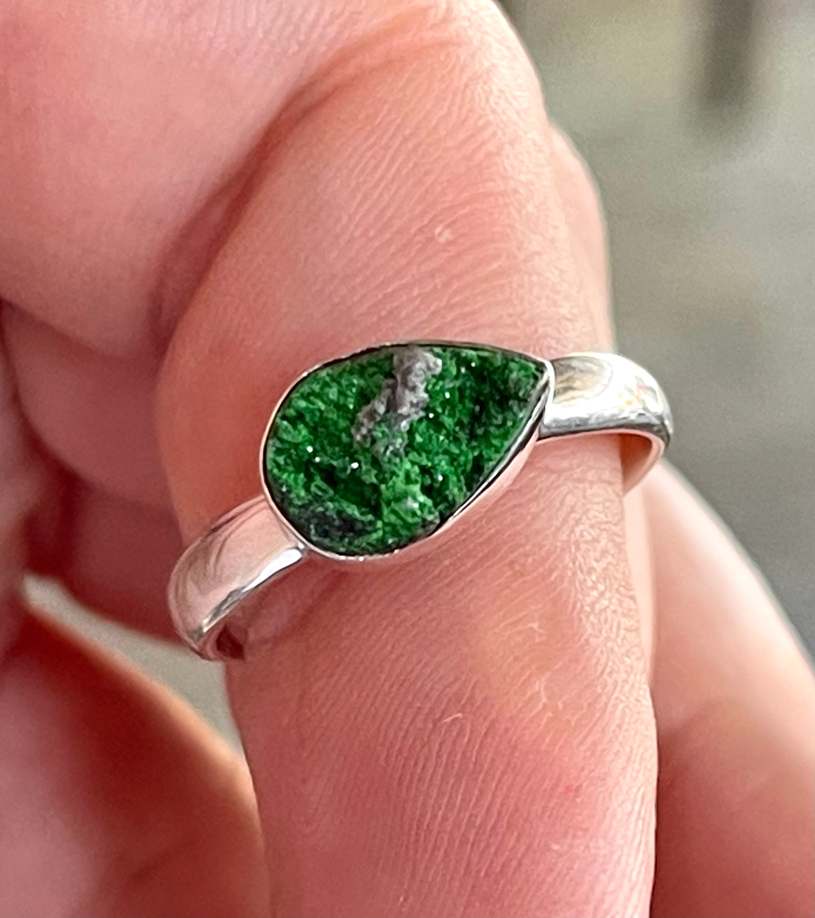 Uvarovite ring 2024