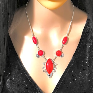 Natürliche, rote Koralle, Halskette, In Oxidiertem Silber, Multi-Stein Rote Koralle Halskette