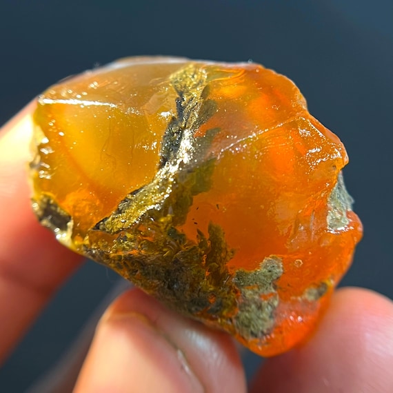 ファイヤーオパール 原石 ファイヤーオパール 原石 メキシコ産 0 53ct