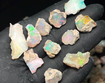 Opal Rough Top Grade Quality Dry Ethiopian Opal Raw Natural Opal Rough Welo Fire Opal Crystal For Jewelry Loose Gemstones 12-20 mm 10 Pieces
