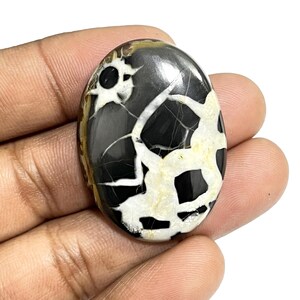 Black Septarian Gemstone Cabochon: 69.00 Cts Oval Crystal for Jewelry