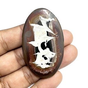 Black Septarian Gemstone Cabochon: Oval Crystal for Jewelry Making (81.50 Cts)