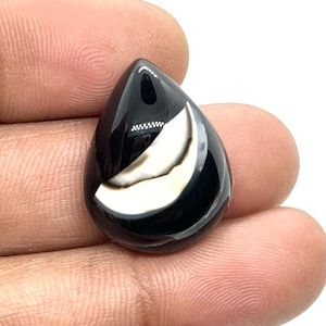 Natural Aqeeq Gemstone: Sulemani Hakik Pear Cabochon (23x17 mm)