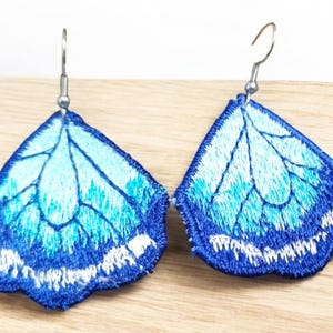 Butterfly embroidered earrings for her, hanging earrings in shades of blue, original earrings for a gift, handmade earrings